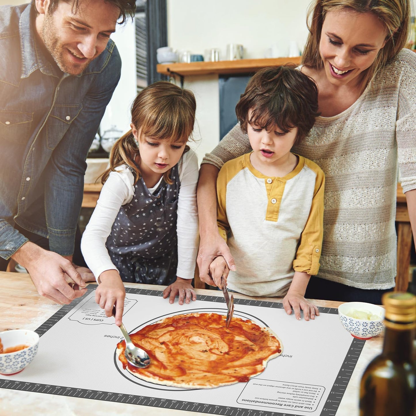 Silicone Baking Mat with Measurement, Non Stick Pastry Mat for Dough Rolling, Fondant Mat, Pie Crust Pizza, Macaron,Cookie Sheet, Reusable Baking Supplier Tools